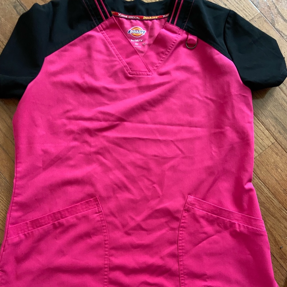 Scrub top dickies